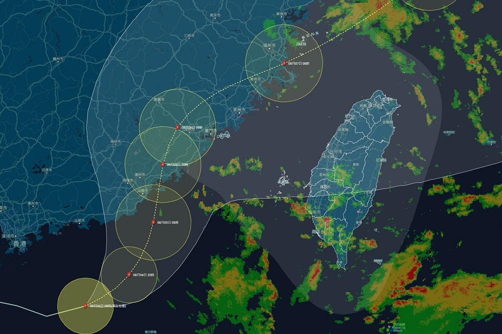 今年第9號颱風「盧碧」逐漸接近台灣，西部地區將有劇烈雨勢。（取自颱風論壇粉專）