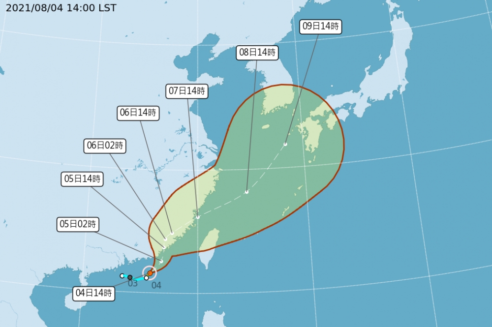 氣象局4日下午2點正式對盧碧發布海上颱風警報，提醒海上作業民眾注意風浪，圖為颱風盧碧潛勢預測圖。（取自中央氣象局）