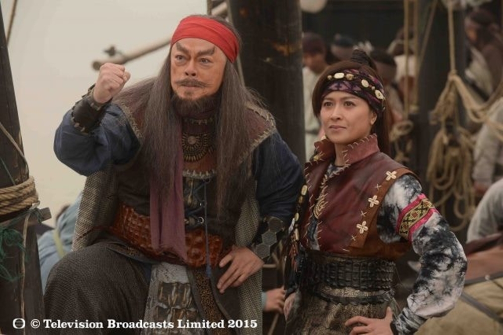 2015年港劇《張保仔》中由香港男星羅樂林（左）飾演的「鄭一」和香港女星邵美琪飾演的「鄭一嫂」（圖片取自網路）