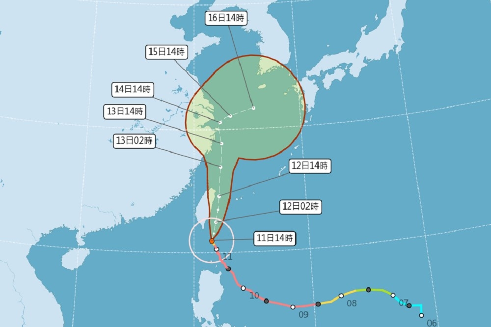 氣象局11日下午2點公佈璨樹颱風最新動態，越晚風雨越大。（取自氣象局）