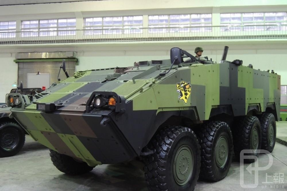 國軍採購雲豹八輪甲車動力底盤系統，圖為新式甲車。（資料照片／朱明攝）