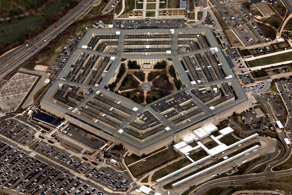 美國國防部坐落於五角大廈，11月23日宣布成立「飛行器識別與同步管理組」。（湯森路透）