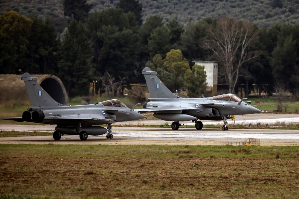首批6架二手疾風戰機返抵希臘，成為該國空軍即時空中戰力。（湯森路透）