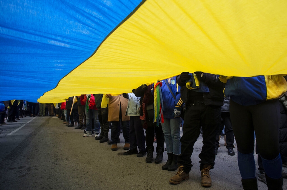 加拿大民眾聲援烏克蘭的遊行。（美聯社）