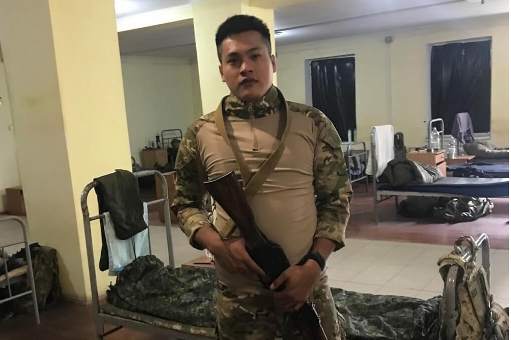 25歲台灣男子曾聖光加入烏克蘭志願軍，今天傳出在日前於盧甘斯克地區與俄軍交戰時，失血過多而死訊息。（取自facebook.com/jayjonathan.tseng）