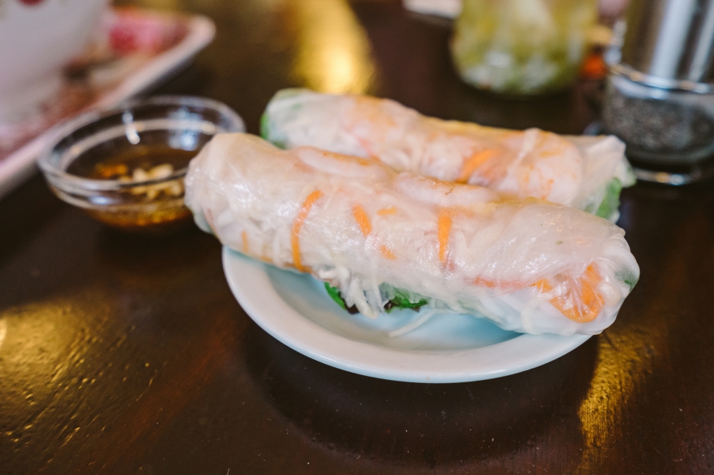 新鮮爽口的蔬菜配上獨特香味的魚露，在夏天吃最開胃了。(圖片來源：Wei-Te Wong@flickr)