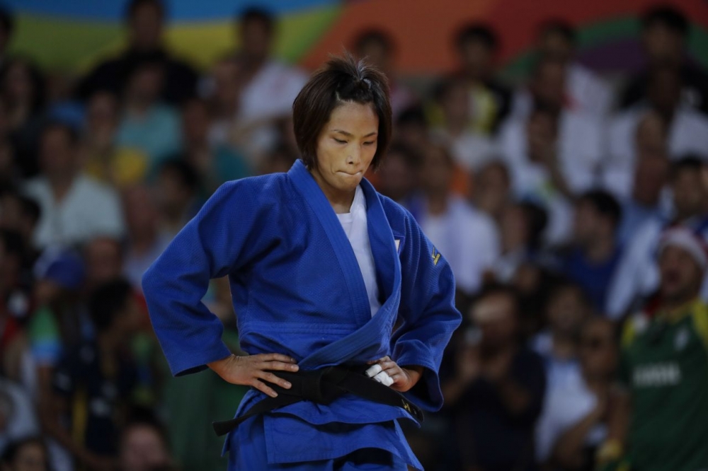 台灣女子柔道選手連珍羚，銅牌戰時敗給2012年倫敦奧運金牌的得主日本選手松本薰，拿下本屆奧運第4名。（美聯社）