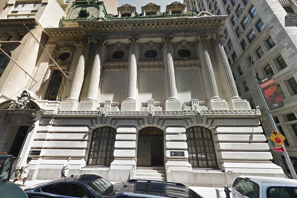 兆豐銀行紐約分行被美國紐約州金融服務署調查出三大缺失。（翻攝自Google Map）