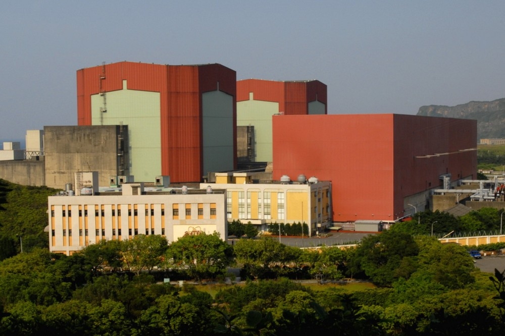 台電公司核能發言人林德福22日說，為確保核二廠除役前能正常供電，擬仿照美國採修改裝載池因應。（翻攝自台灣電力公司核能看透透）