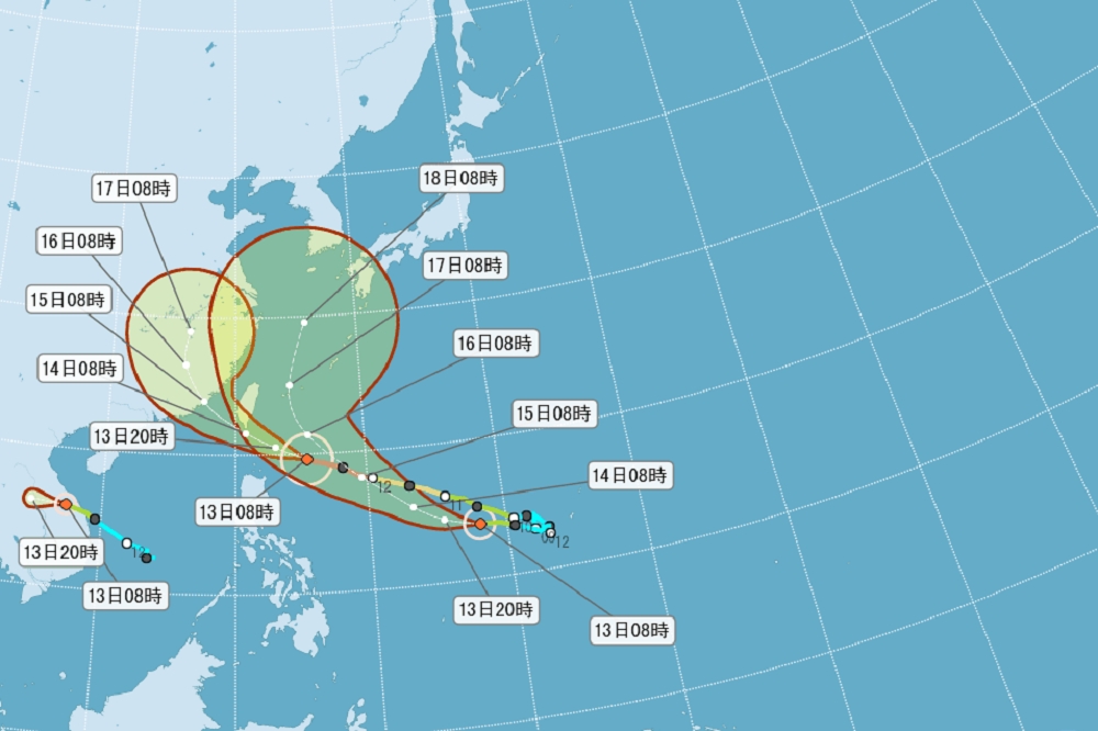 莫蘭蒂將來襲！目前已發布陸上颱風警報。同時間第15、16號颱風也已形成，尤其緊跟在莫蘭蒂（圖右）後的馬勒卡（圖左），預計也將影響台灣天氣（翻攝自中央氣象局）
