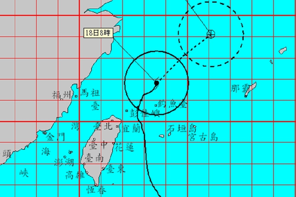 18日上午8時30分颱風馬勒卡解除海警，中央氣象局針對雙北等10縣市發佈大雨特報。（翻攝自中央氣象局）
