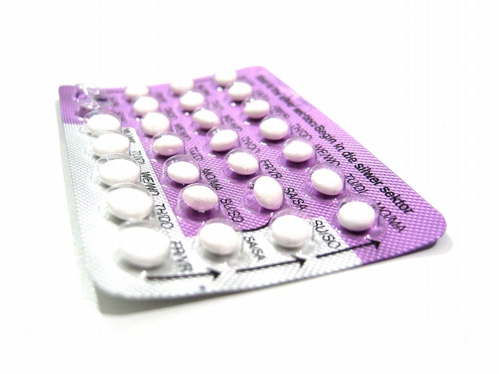 荷蘭最新研究指出，女性服用避孕藥、避孕貼片、避孕環和避孕器等以荷爾蒙為作用機制的避孕措施，恐提高罹患憂鬱症的風險。（翻攝自維基百科，Matthew Bowden）