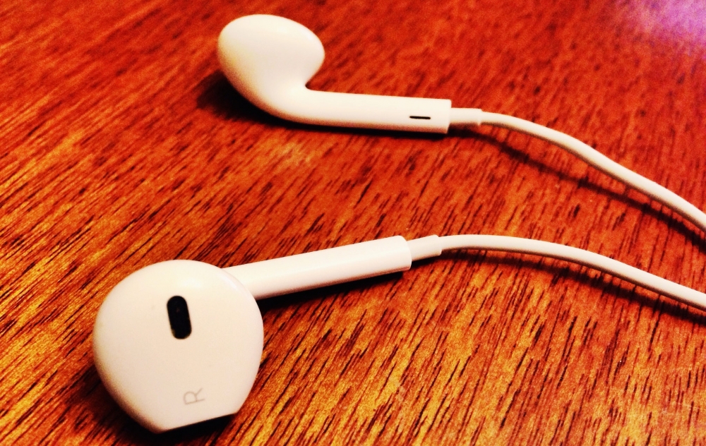 耳機線用久了容易髒，定期清洗保乾淨。(David Mulder＠flickr)
