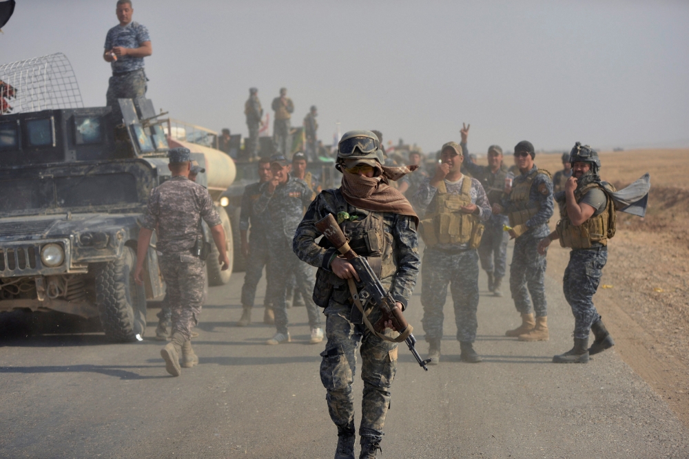 駐守在摩蘇爾南部的伊拉克聯邦警察。（湯森路透）