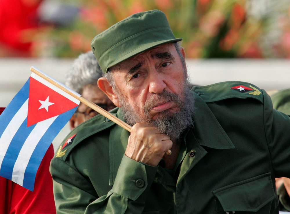 卡斯楚2005年出席古巴五一慶祝活動。（湯森路透）