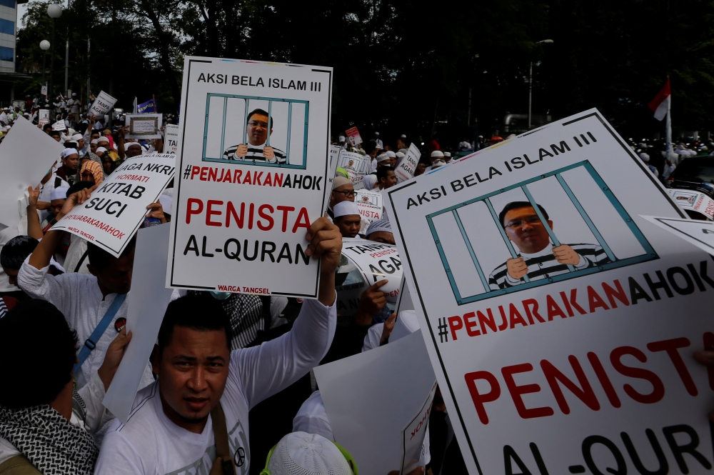 印尼2日舉行反鐘萬學抗議集會。（湯森路透）