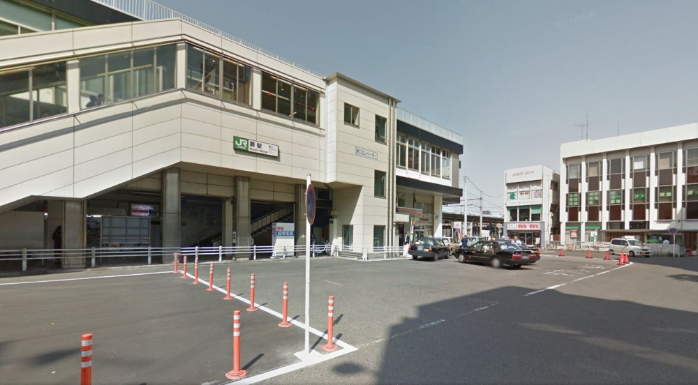 日本埼玉縣蕨市的JR京濱東北線車站。（翻攝自 Google 街景圖）