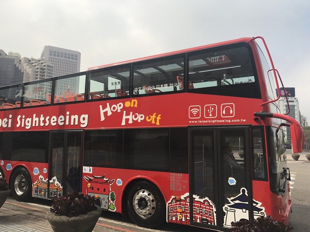 台北雙層巴士於1/18啟航，將帶來新的觀光模式（攝影：黃映嘉）
