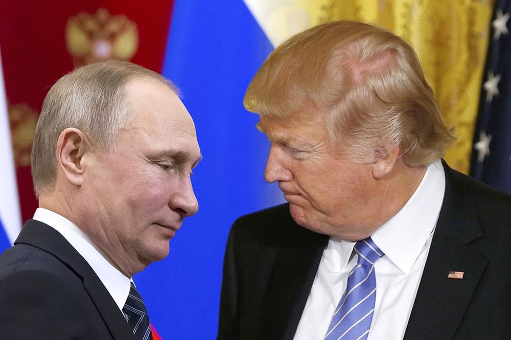 美國總統川普（右）與俄羅斯總統普京。（照片：湯森路透，合成：潘世惟）
