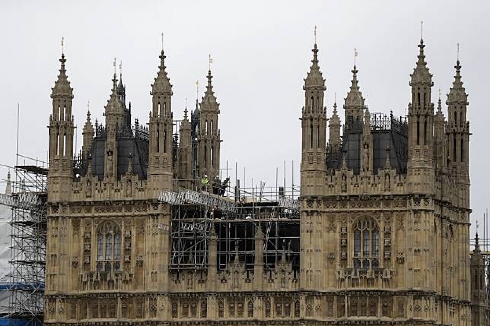英國國會31日投票表決贊成修繕西敏宮。（美聯社）