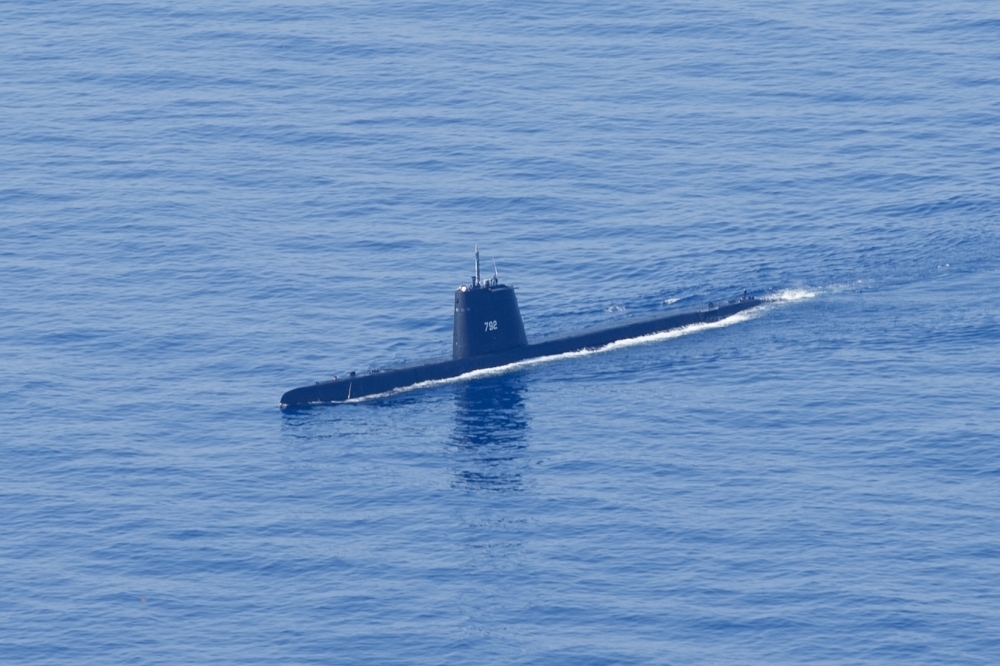 據指出，台船已聘用多位德籍資深顧問，分階段先從海軍茄比級「海獅號」潛艦（圖）的深度大修中，訓練台船技師處理潛艦焊接技術。（國防部提供）