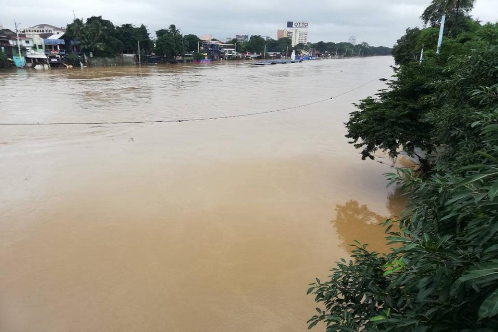 菲律賓首都馬尼拉的馬里基納市（Marikina）洪水氾濫情形。（取自臉書@radyopilipinas1）