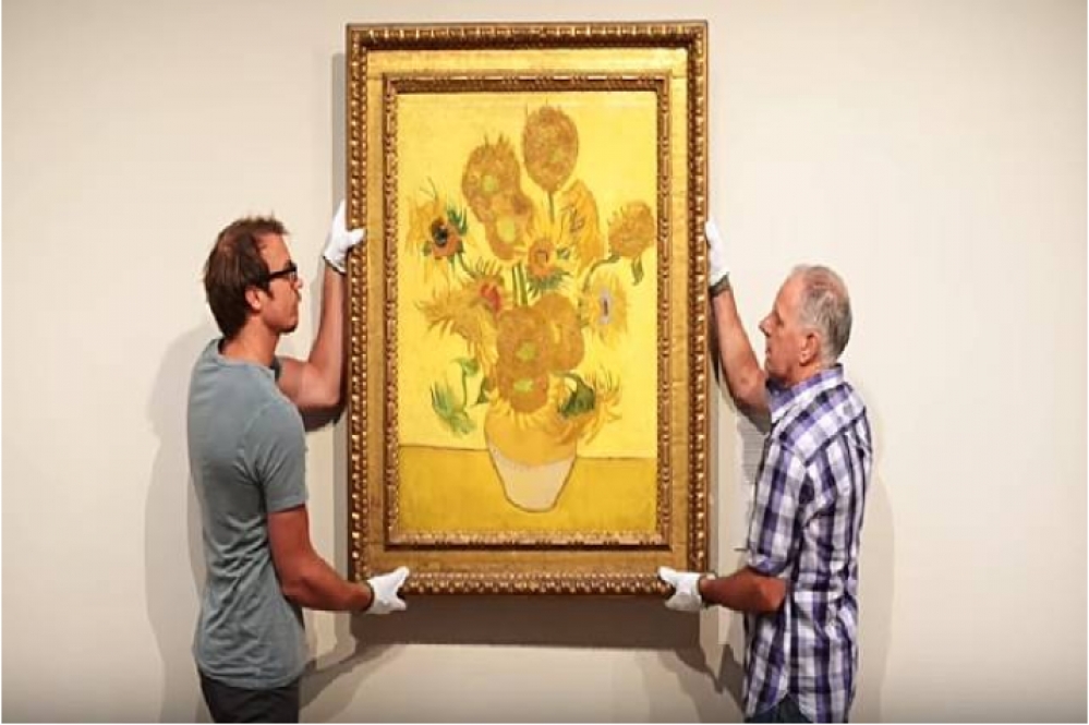 荷蘭梵谷美術館館藏名畫《向日葵》（ Sunflowers）。 （翻攝自Youtube）