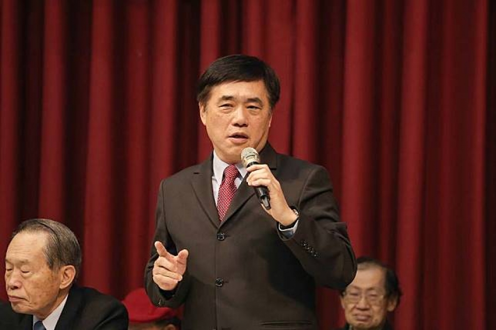 對於北北基颱風假不同調一事，前台北市長郝龍斌在臉書發文質疑柯文哲哲延後1小時宣布結果，是為了營造「決策幕後」的故事。（攝影：陳品佑）