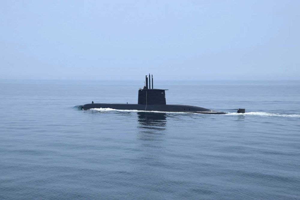 韓國團隊爭取IDS艦體儎台的細部設計合約，該團隊在16日獲得韓國政府的技術輸出核准後，17日就向海軍提出安排簡報時間；圖為韓國取得德國授權自行建造的209改良型潛艦。（取自維基百科）
