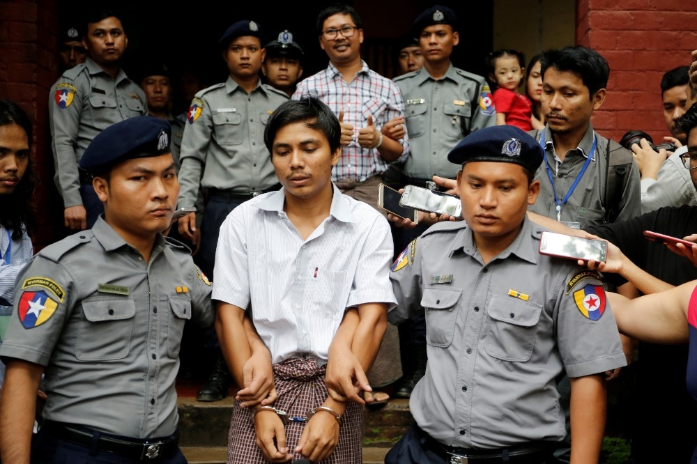 緬甸2名記者被檢方以違反《官方秘密法》為由逮捕。（湯森路透）