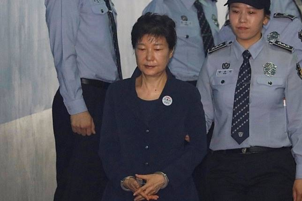 南韓前總統朴槿惠「閨蜜干政門」案，6日宣布一審判決結果。（湯森路透）