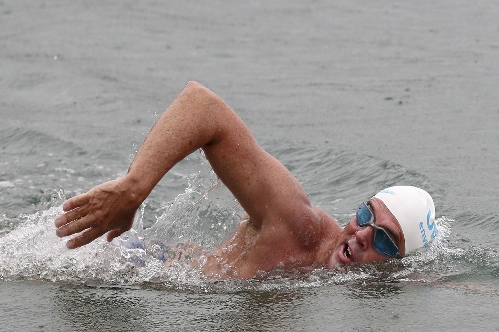 英國耐力泳將普伊完成橫渡英吉利海峽壯舉。（美聯社）