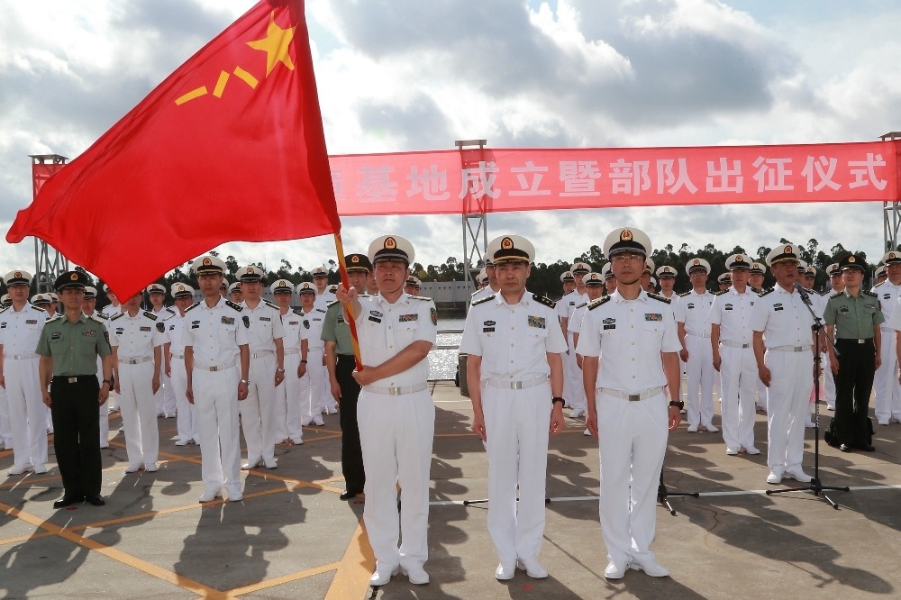 東非國家吉布傳有意將多哈雷貨櫃碼頭的經營權送給中國。圖為去年解放軍舉行了吉布地基地成立暨部隊出征儀式。（湯森路透）