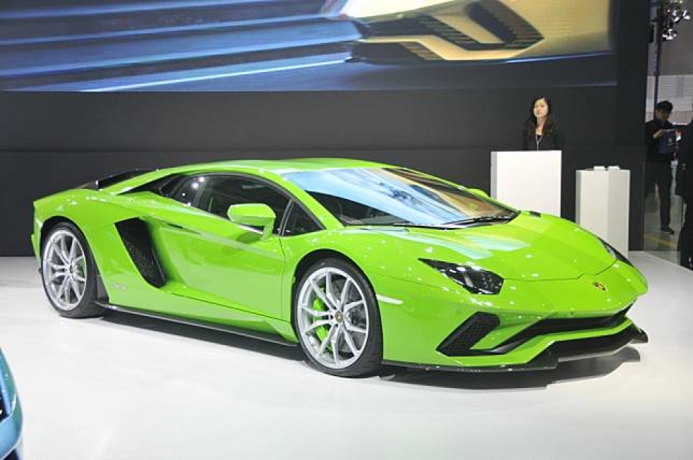 超跑名車品牌Lamborghini 這次特別展出Aventador以饗車友。（攝影：陳彥邦）