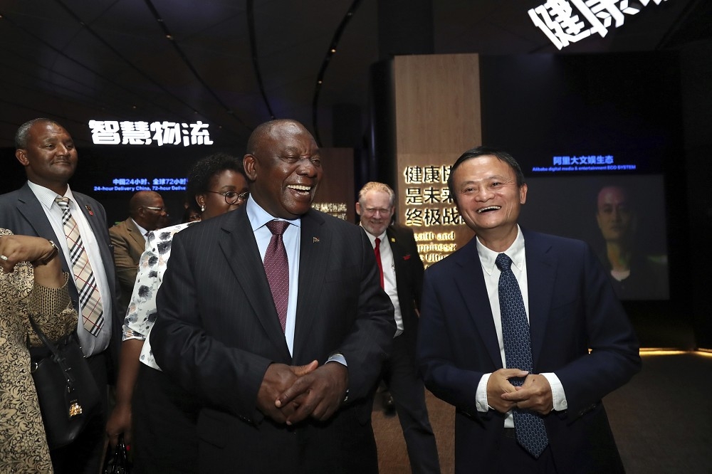 中國援助非洲，其實是便利中資企業進入當地市場，因為非洲絕對是下一個人口眾多的「新興市場」。（美聯社）