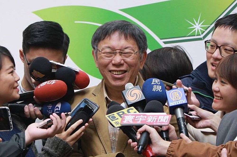 新台灣國策智庫15日公布最新民調，台北市長柯文哲滿意度稍有回升，來到51％，位居六都第4，對此柯文哲坦言：「老實講，台北市民要求滿高的，滿意度很難拉高。」（攝影：徐乙喬）