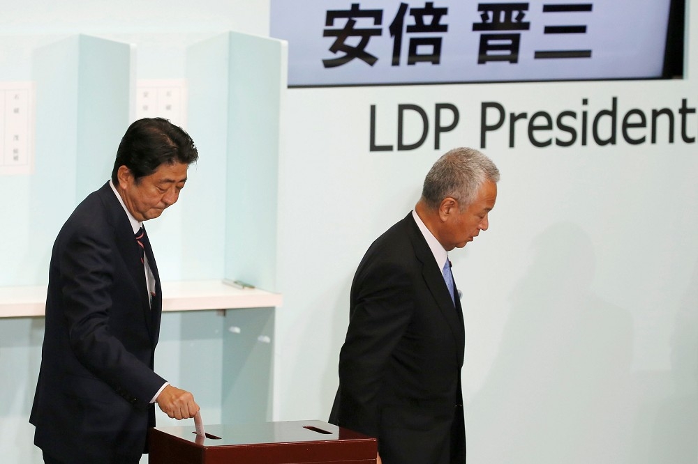 日本首相安倍晉三3連任自民黨黨總裁。（湯森路透）
