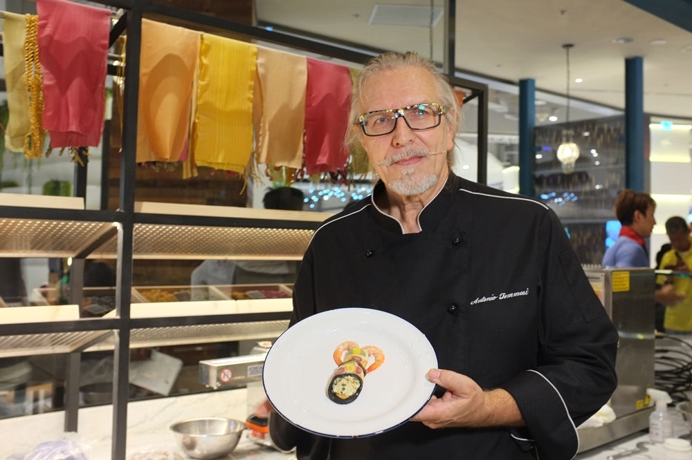義大利籍主廚 Antonio Tommasi 勇於嘗試的實驗性讓洛杉磯時報譽為「廚房裡的達文西」（攝影：施縈縈）