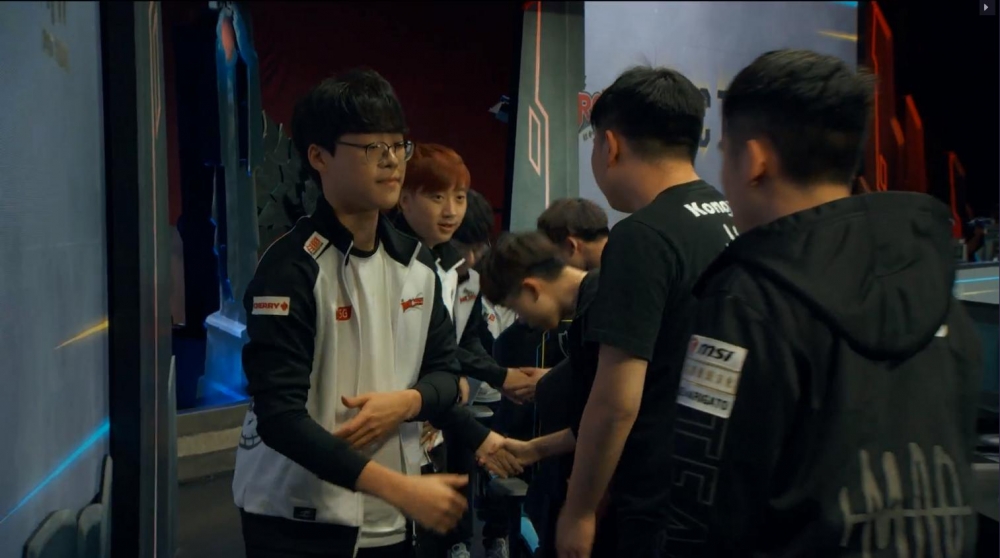 比賽遭到韓國經典營運無法喘息。（圖片來源：Riot Twitch）