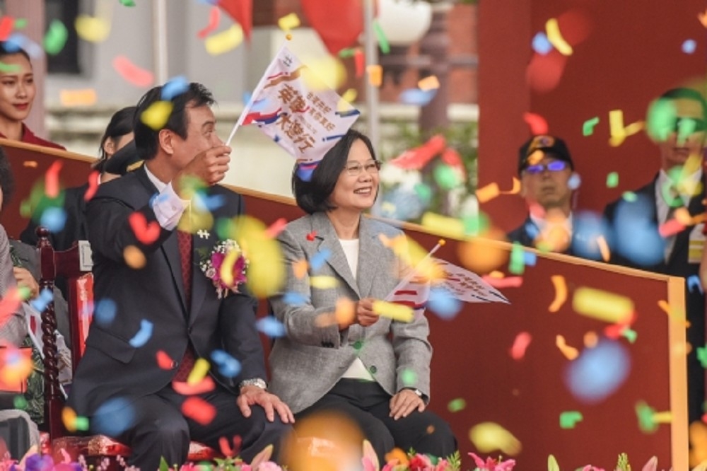 蔡英文總統13日上午出席世界華人工商婦女企管協會所舉辦「2018世界年會」開幕典禮。圖為蔡英文出席2018國慶「台灣共好」。（資料照片／張文玠攝）