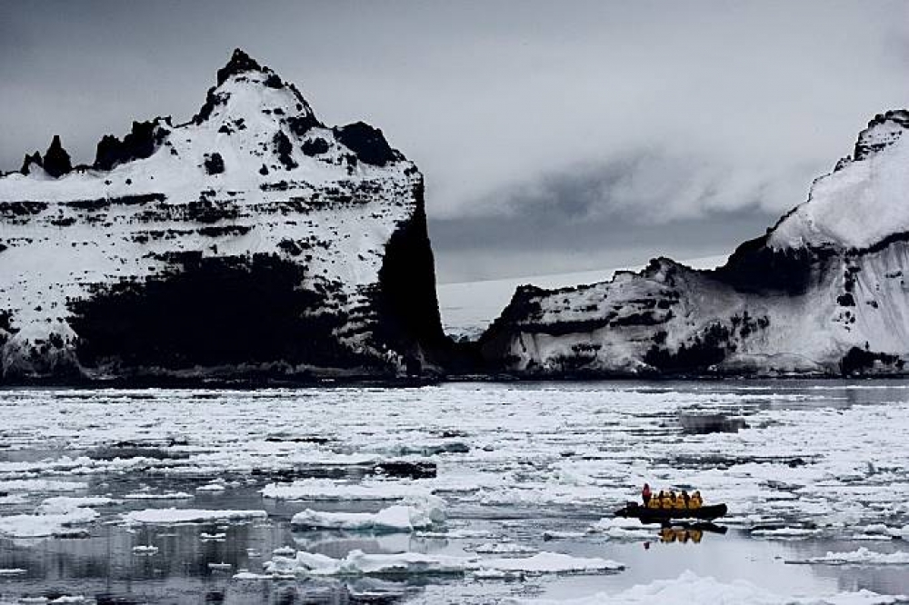 極地研究因暖化變得日益重要，英團隊測繪出南極地熱圖，將能幫助更多人了解極冰。（湯森路透）