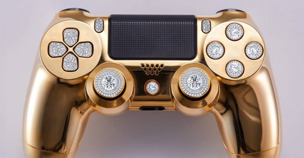 奢華品牌Brikk商品皆以精緻為目標，近日推出以黃金、鑽石所打造的PS4手把。（圖／Brikk）