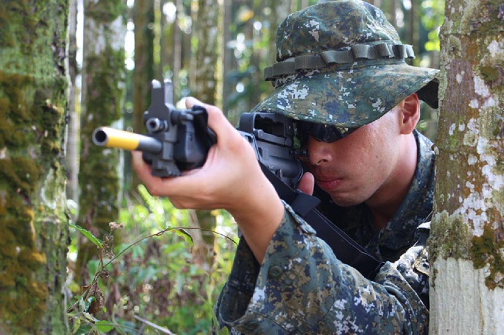 軍人必須誠實面對人民的心聲和態度，認清軍隊是國家的軍隊。（圖片取自中華民國陸軍司令部）