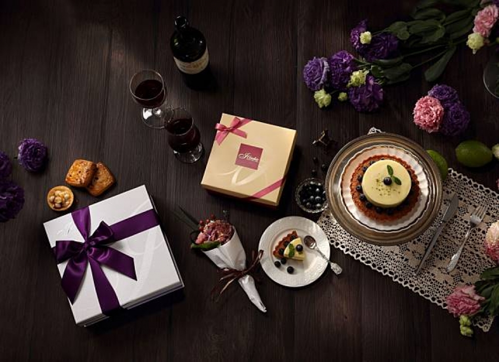雲朗觀光推出終極版94狂婚宴專案，圖為icookie禮盒。(圖片來源:雲朗觀光)