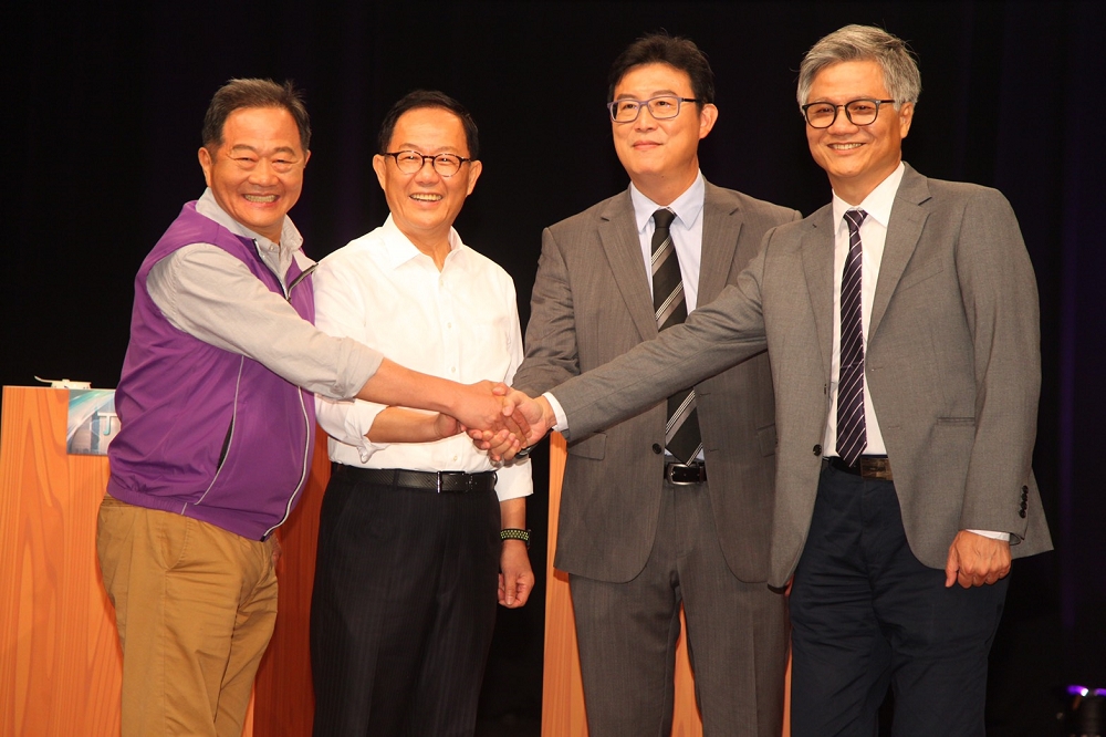 台北市長首場電視辯論會4日登場，由於現任台北市長柯文哲未出席本次辯論，形成五缺一的情況。（攝影：張哲偉）