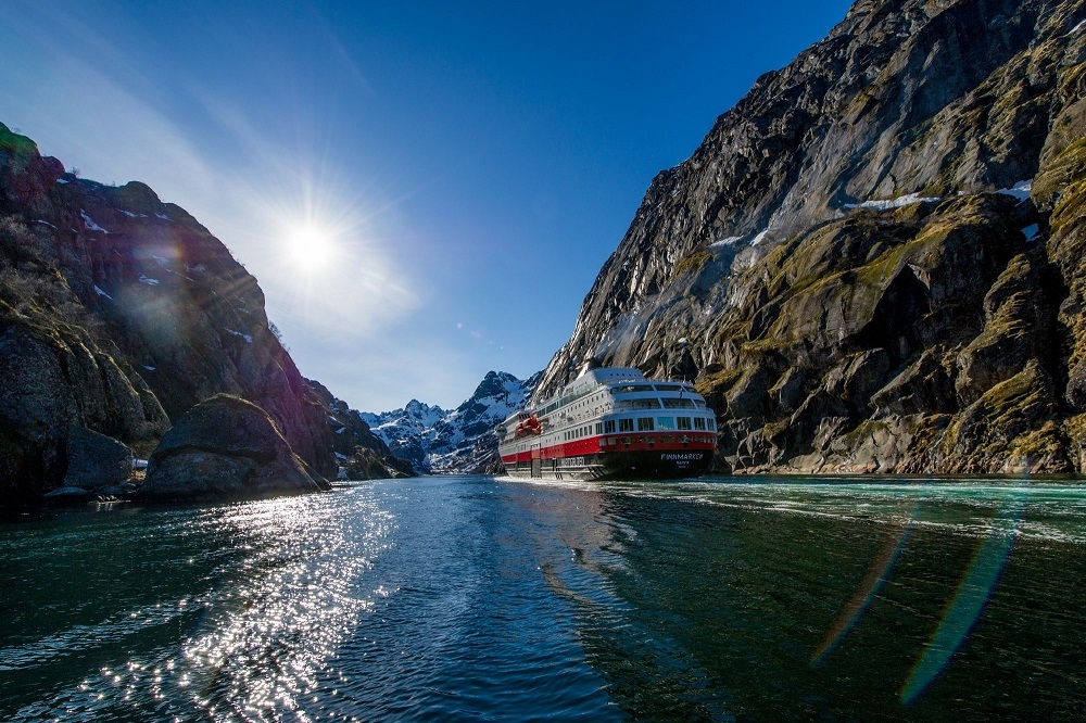 挪威郵輪「海達路德」2021年將部分採用生物氣體作為動力來源。（Hurtigruten臉書）