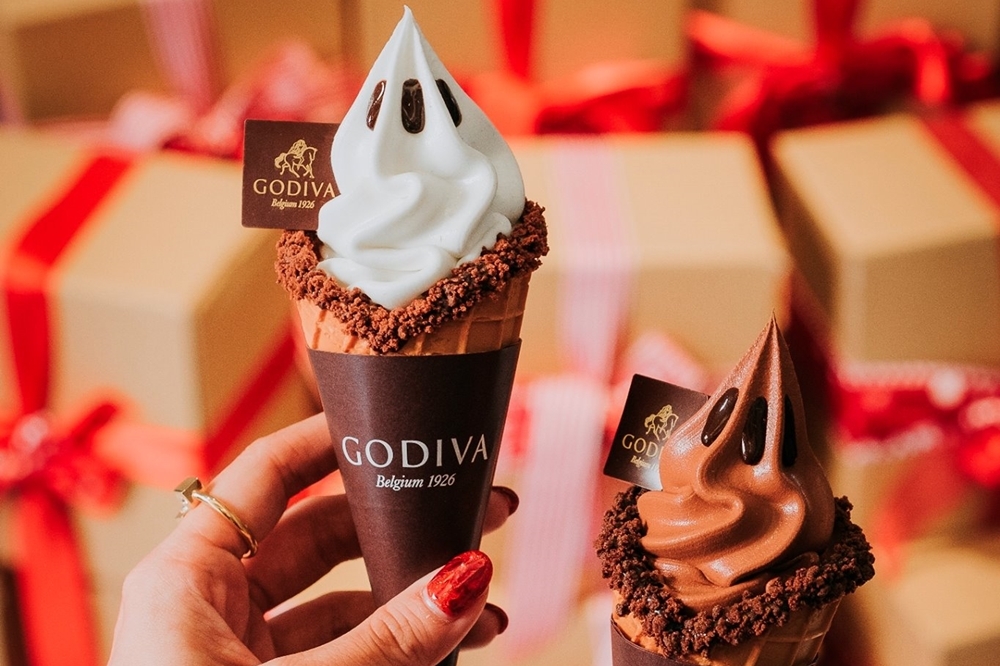 GODIVA將於本周末12月1日與2日兩天，限定推出「巧克力霜淇淋買一送一活動」（圖片來源：GODIVA）
