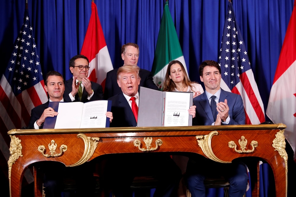 美國、加拿大和墨西哥正式簽署《美墨加協定》（USMCA），取代24年歷史的《北美自由貿易協定》（NAFTA）。（湯森路透）