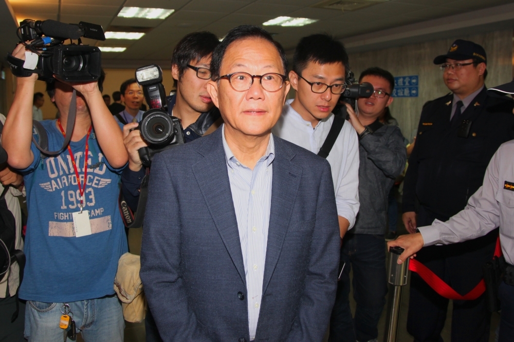 台北市長選舉驗票已結束，台北市長候選人丁守中11日赴法院提起選舉無效訴訟。（攝影：張哲偉）