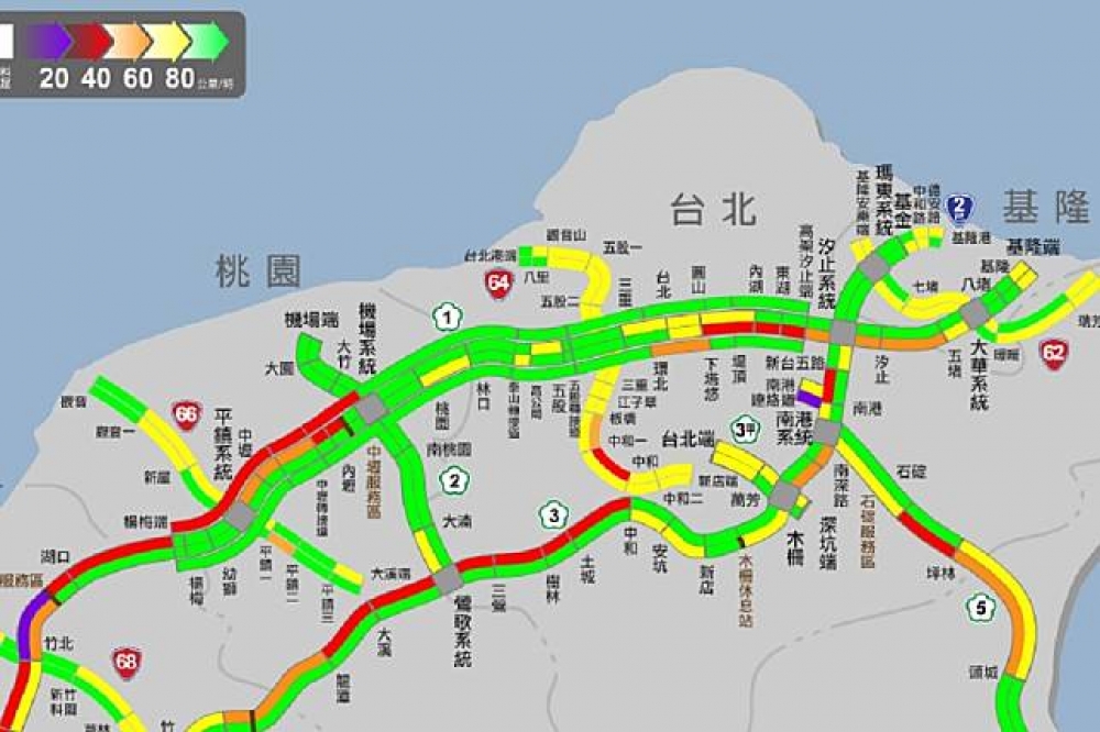 國慶連假首日，部分路段呈現紫色，車速不到20公里。（圖片取自高公局即時路況）